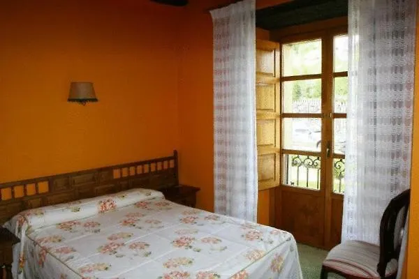 Del Pas Guest house